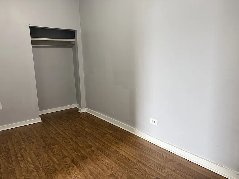 8833 S Exchange Ave — Photo 8