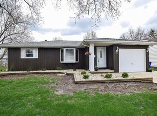 37 Ridge Lane Dr, Decatur, IL 62521