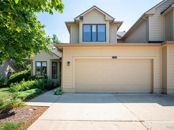 2039 Bancroft Dr, Ann Arbor, MI 48108