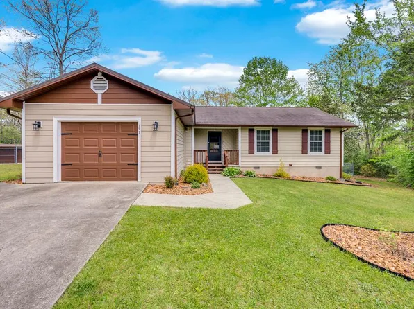 177 Mockingbird Dr, Crossville, TN 38555