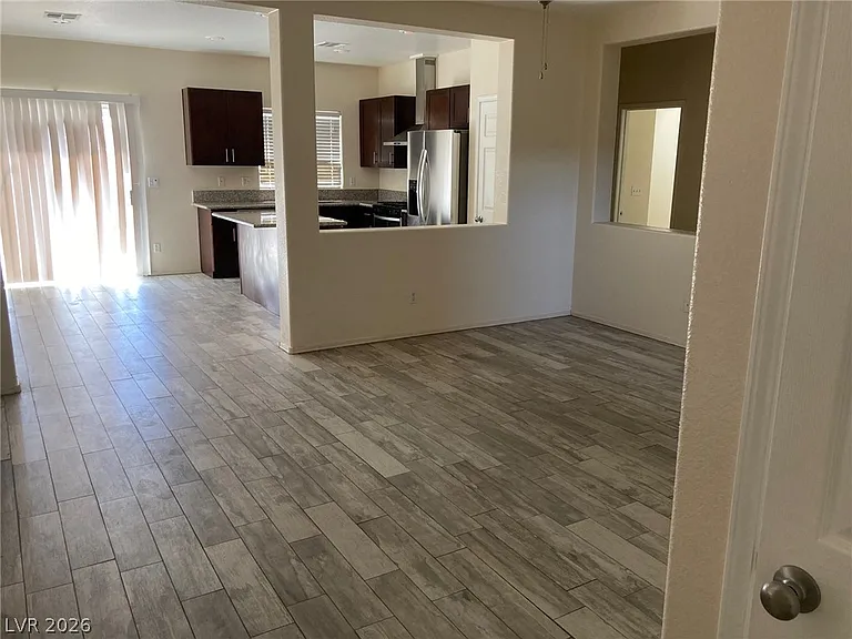 2303 Radiant Beam Ave — Photo 16