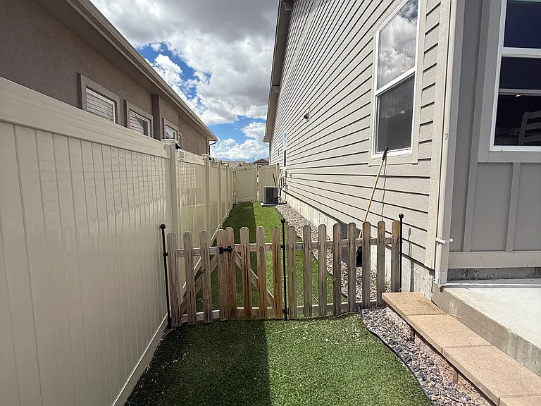 10151 Boulder Creek Way — Photo 24