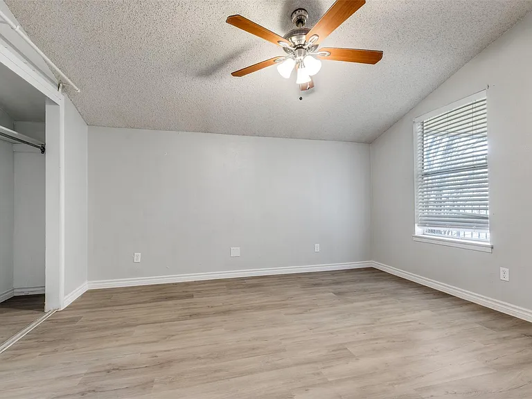 12818 Midway Rd #2068 — Photo 12