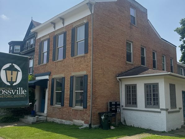 207 Ross Ave APT 2