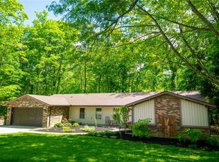 8951 Deep Forest Ln, Dayton, OH 45458