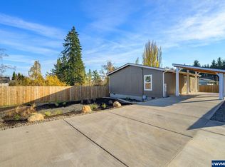 826 SW Cherry St, Willamina, OR 97396