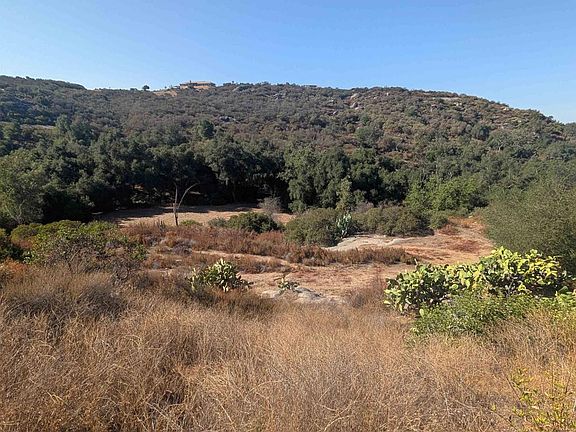 2nd image of 18868 Paradise Mountain Rd