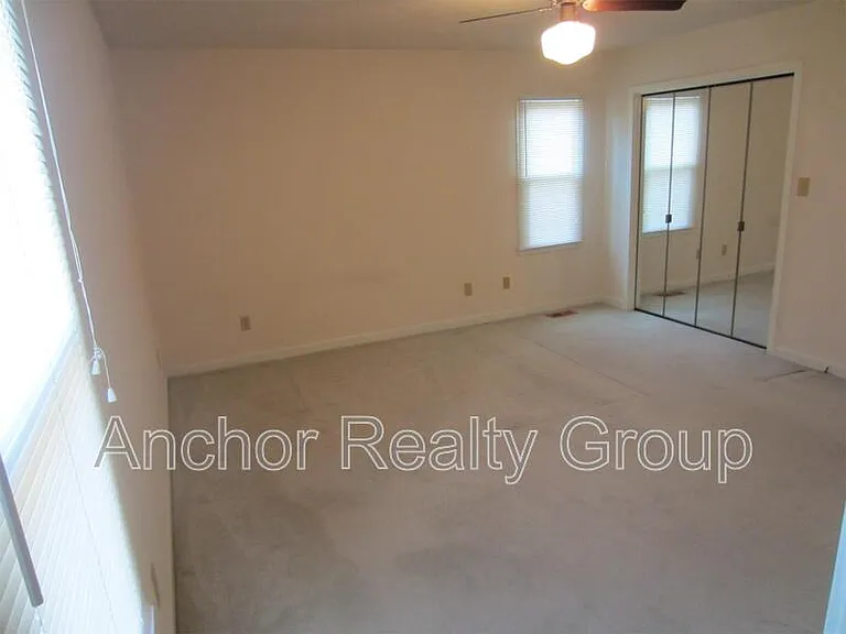 12 Waterview Point — Photo 17