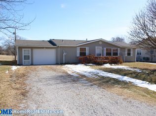 119 N Pine St, Valparaiso, NE 68065
