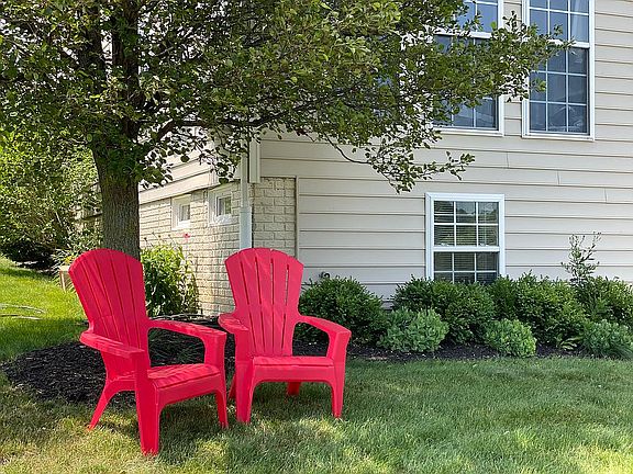 Peaceful yard 
