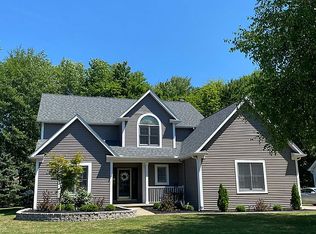 485 Walnut Ridge Trl, Aurora, OH 44202