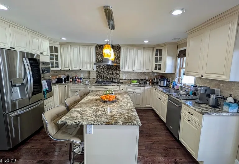 385 Allentown Rd — Photo 3