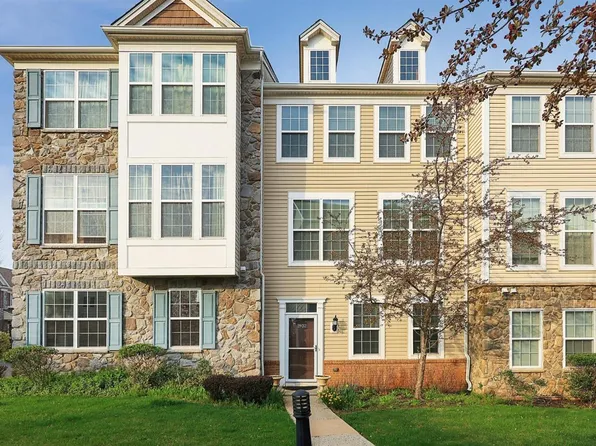 1902-1902 Gabriel Ln, Highland Park, NJ 08904