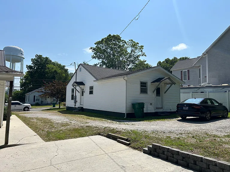 713 N High St — Photo 21