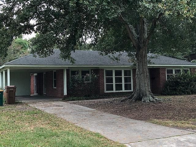 1st image of 251 Bleuer Dr