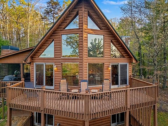 2nd image of 431 Sunrock Mountain Rd