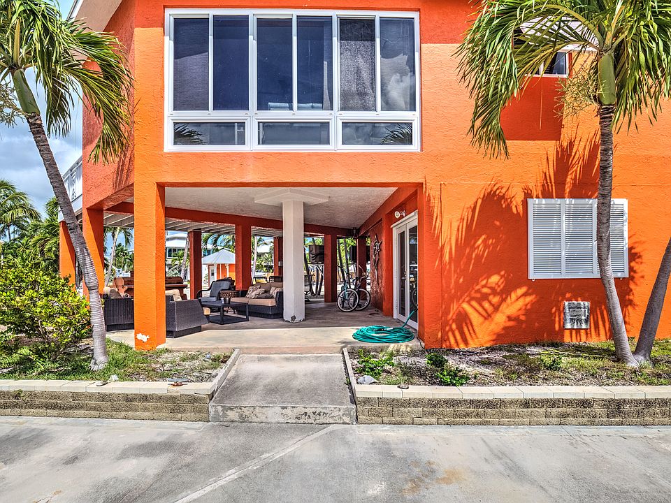 1st image of 1090 Gulf Dr