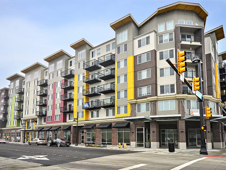 Second and Main — Photo 10
