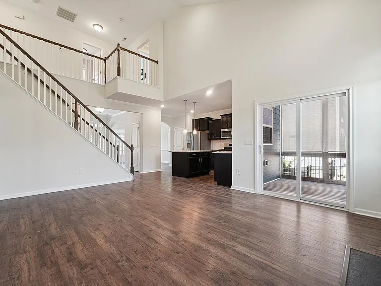 2312 Longmont Dr — Photo 13