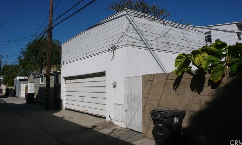 1st image of 117 Venetia Dr