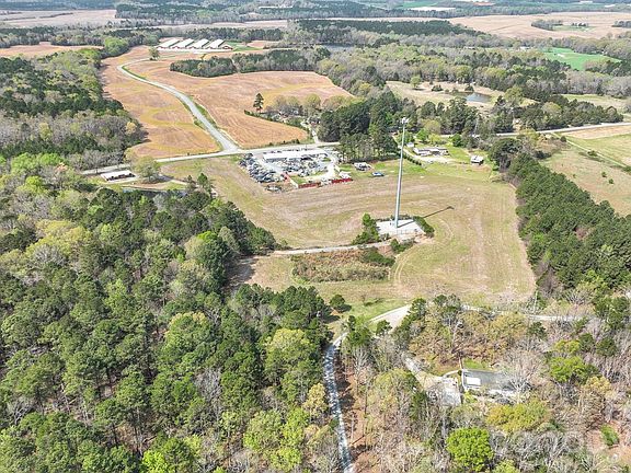 5th image of 7301 Wolf Pond Rd