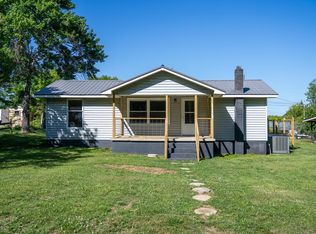 408 E Williams Ave, Monterey, TN 38574
