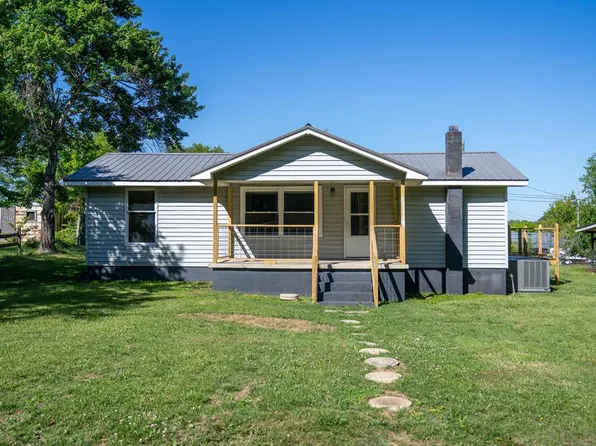 408 E Williams Ave, Monterey, TN 38574