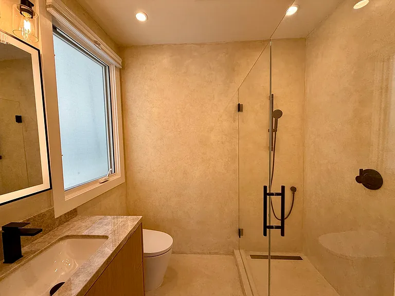 941 Greenwich St #939 — Photo 9