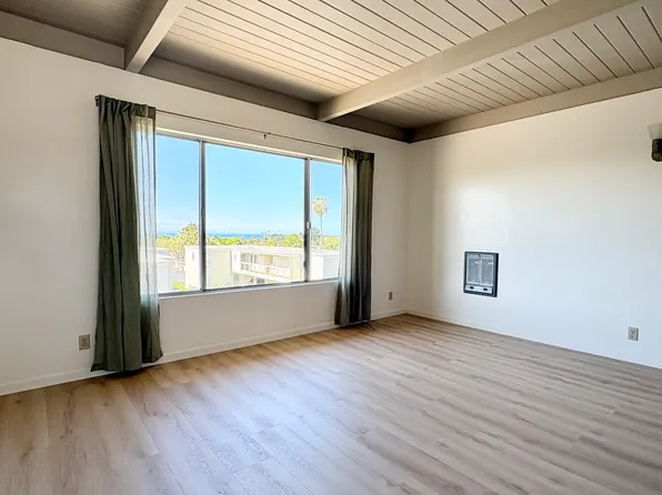 2016 Red Rose Way #26-5, Santa Barbara, CA 93109