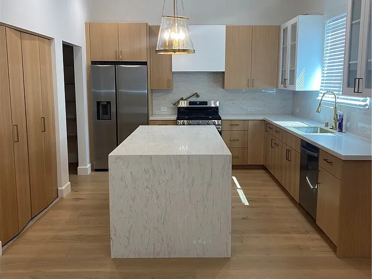 5923 Haas Ave — Photo 2