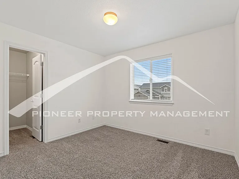 10938 Clarion Dr — Photo 19