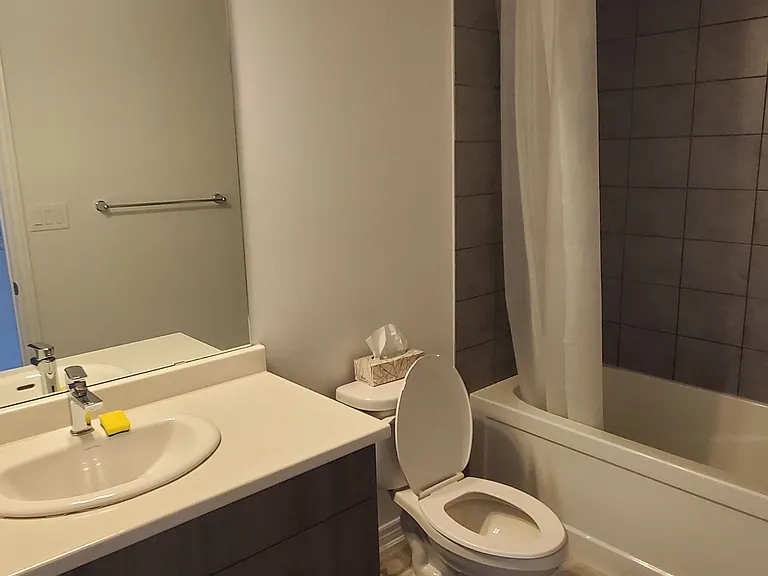 120 Court Dr — Photo 20