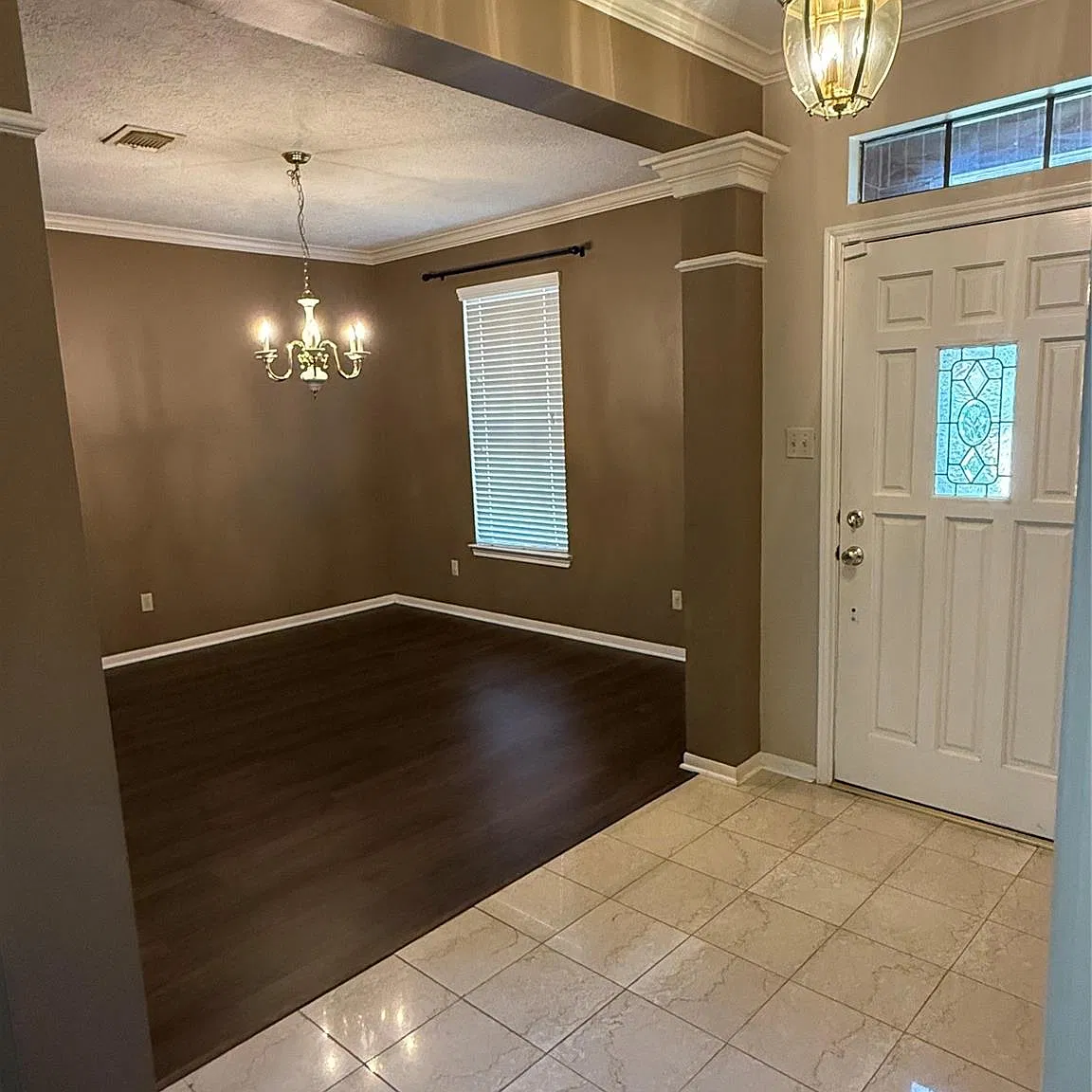 3 bed, 2.5 bath, 2226 sqft, $2,500 — Photo 3
