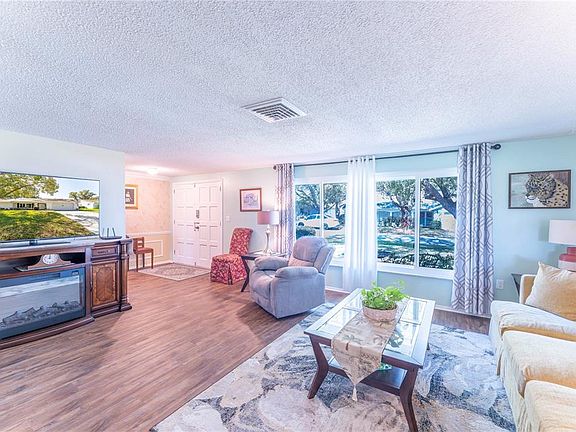 4th image of 8210 Valley Stream Ln