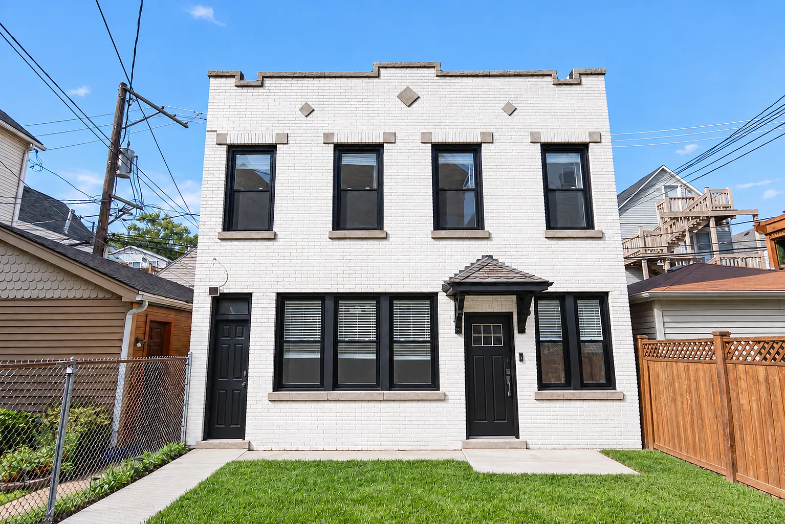 3 bed, 1200 sqft, $5,000 — Photo 1