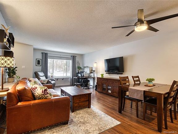 5th image of 69 Northwest Dr APT 41