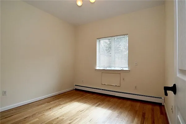 Sold by Remax Edge | media 10