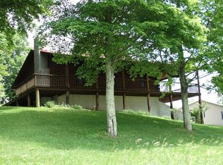 49 Eastern Airlines Ct, Fancy Gap, VA 24328