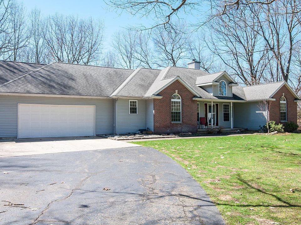 1st image of 7700 Raven Dr SE