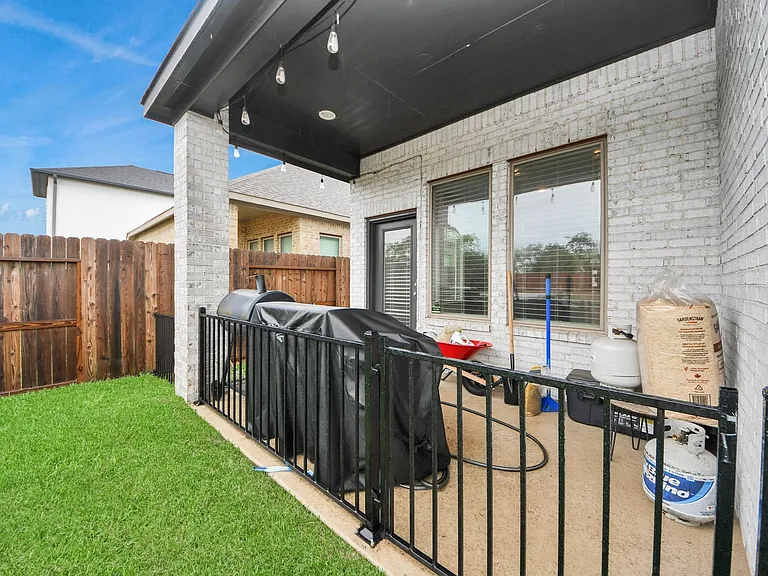 4219 Colony Ln — Photo 34