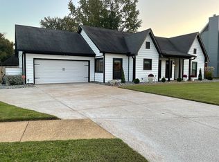 325 Cedar Post Cv, Collierville, TN 38017