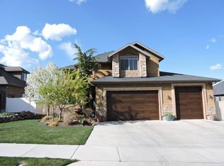5776 W Muirwood Dr, Herriman, UT 84096