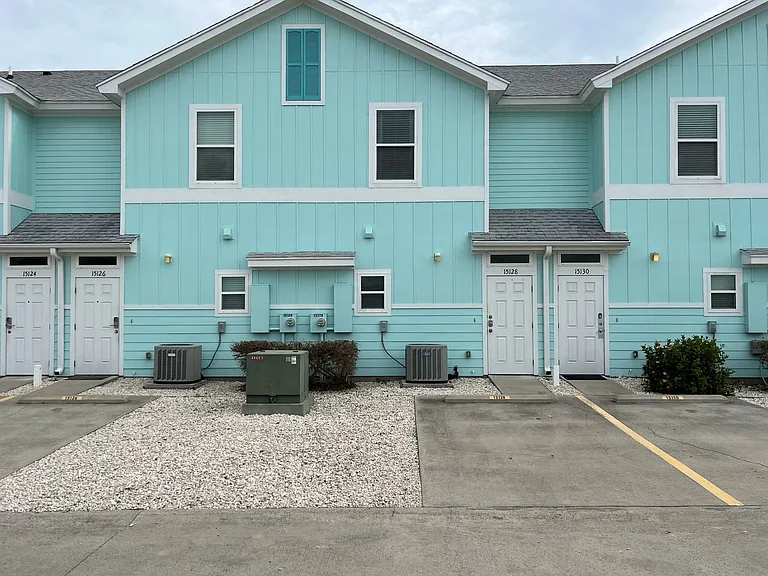 15128 Dory Dr — Photo 30