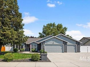 614 Forsythia Dr, Nampa, ID 83651