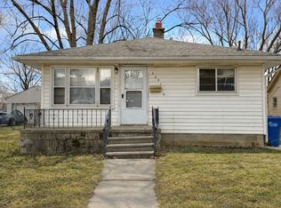 8251 Hudson Ave, Warren, MI 48089