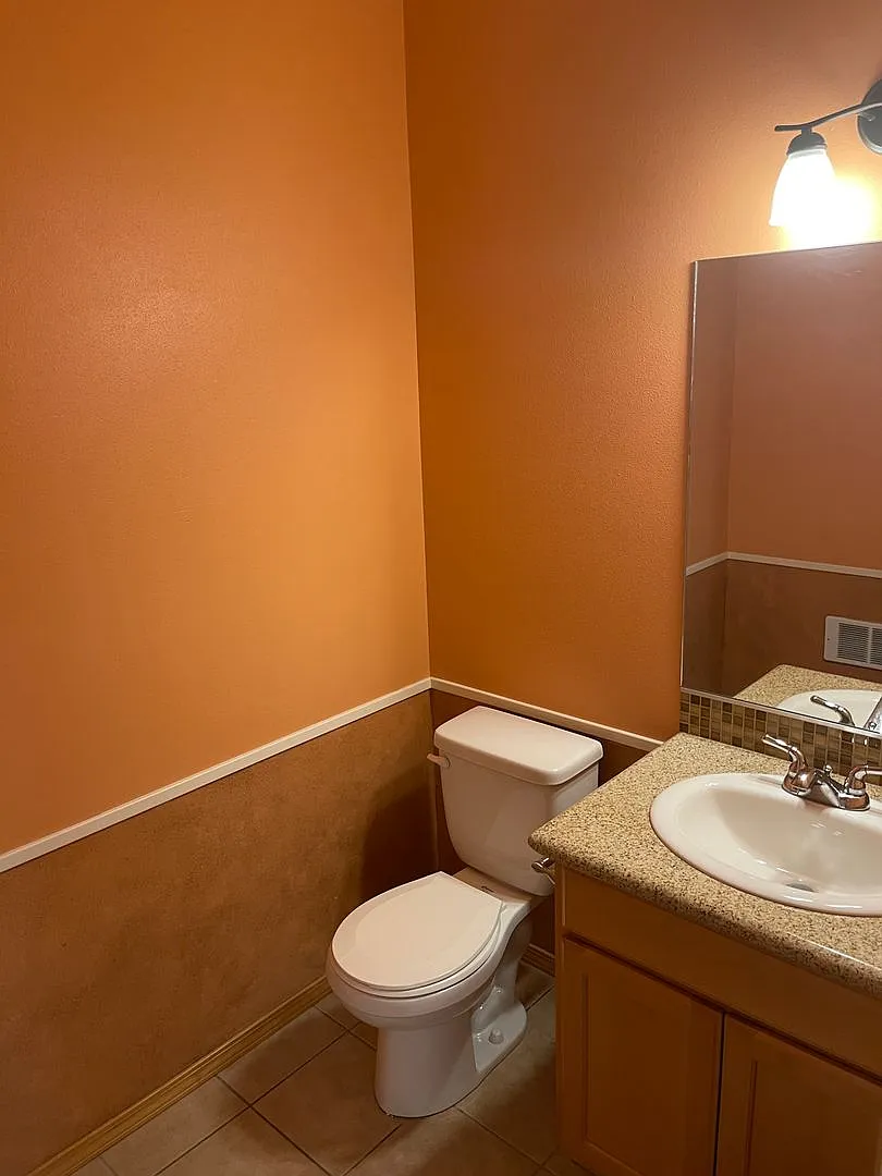 Spacious 3 Bedroom 2.5 Bath Condo Located in Cle Elum! — Photo 4