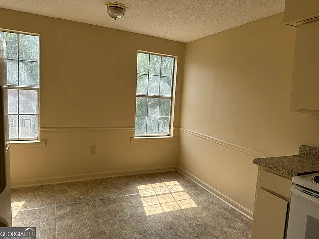 102 W Inman St #4 — Photo 8