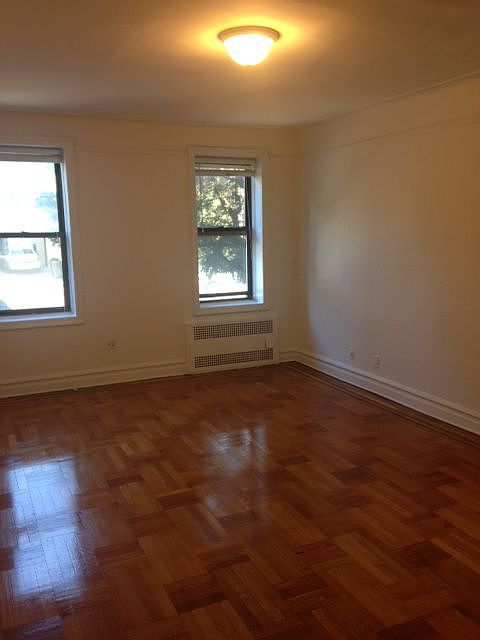2nd image of 1411 Avenue N APT F5