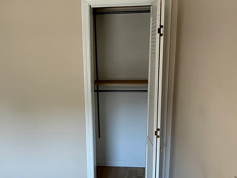 1932 S Carpenter St #2R — Photo 12
