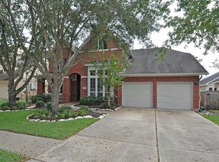 5907 Brook Bend Dr, Sugar Land, TX 77479